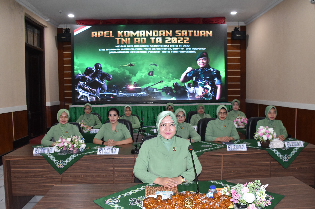 Ketua Persit KCK Rem 073/MKT  Dan Ketua Persit Cabang jajaran Ikuti Pengarahan Kasad Secara Daring